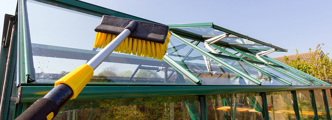 les perches telescopiques pour les endroits inaccessibles en hauteur